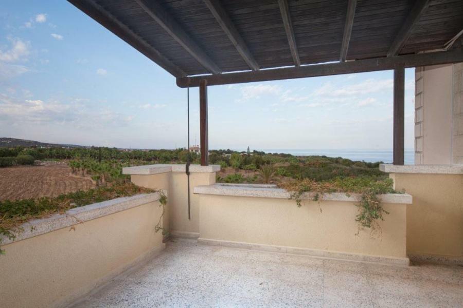 Balci Plaza Hotel And Balci Plaza Guest Bungalows Karpaz Peninsula Selenias Exterior foto