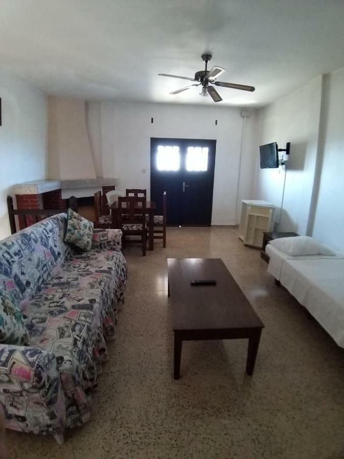 Balci Plaza Hotel And Balci Plaza Guest Bungalows Karpaz Peninsula Selenias Exterior foto